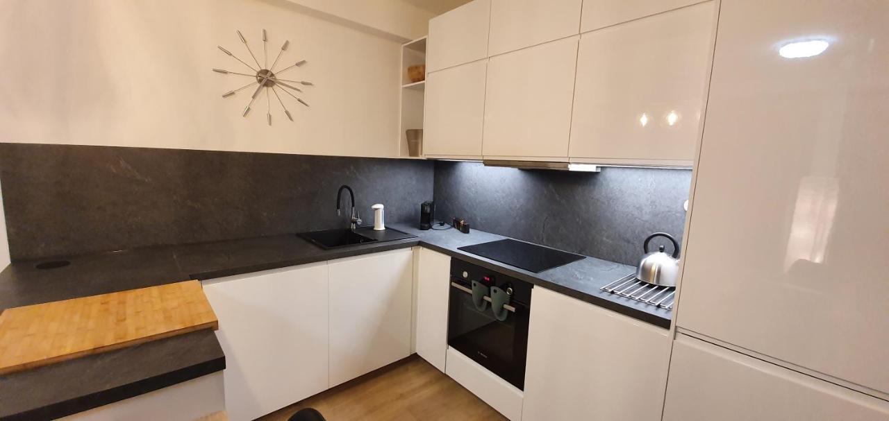 Apartman Nerudovka D 104, Finska Sauna, Garazove Stani Loucna pod Klinovcem Exterior photo